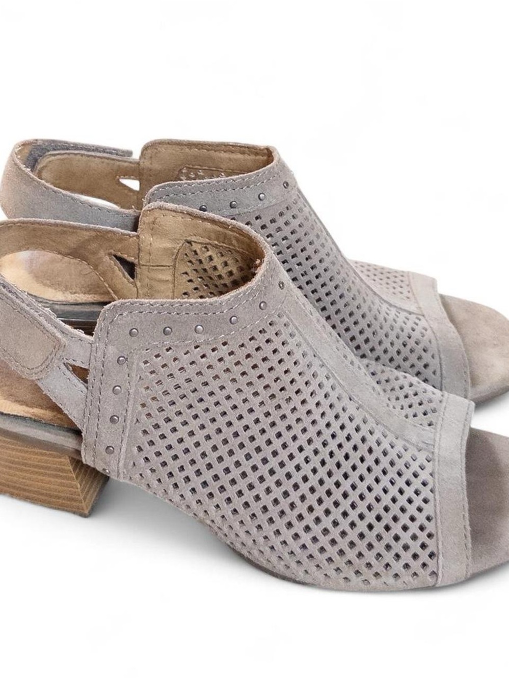Vintage 7 Eight Taupe Perforated Peep Toe Slingback Heels Women’s Size 5